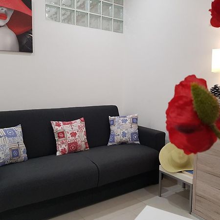 Martin Holiday Apartments 지아르디니낙소스 객실 사진