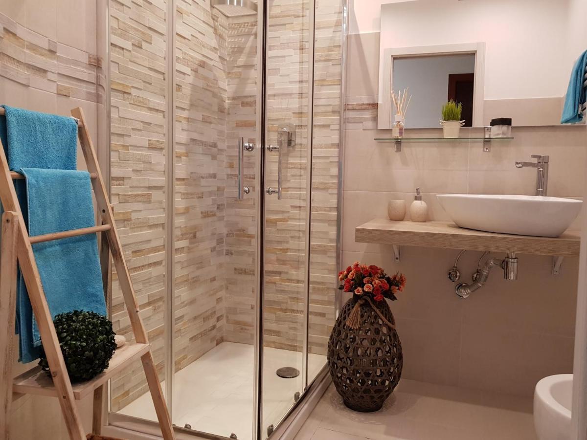 Martin Holiday Apartments 지아르디니낙소스 외부 사진